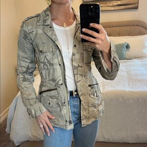 Camo print cotton utility jacket